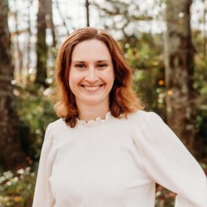 Kelly from the Atlanta & Beyond Blog