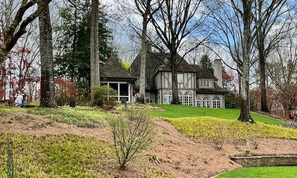 The Manor House at Gibbs Gardens outside of Atlanta | Atlantaandbeyond.com