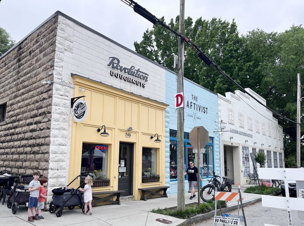 Restaurants on Edgewood Ave in Inman Park, Atlanta | atlantaandbeyonc.com