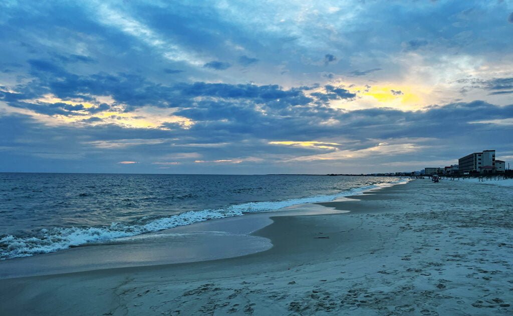Mexico Beach at Sunset | atlantaandbeyond.com