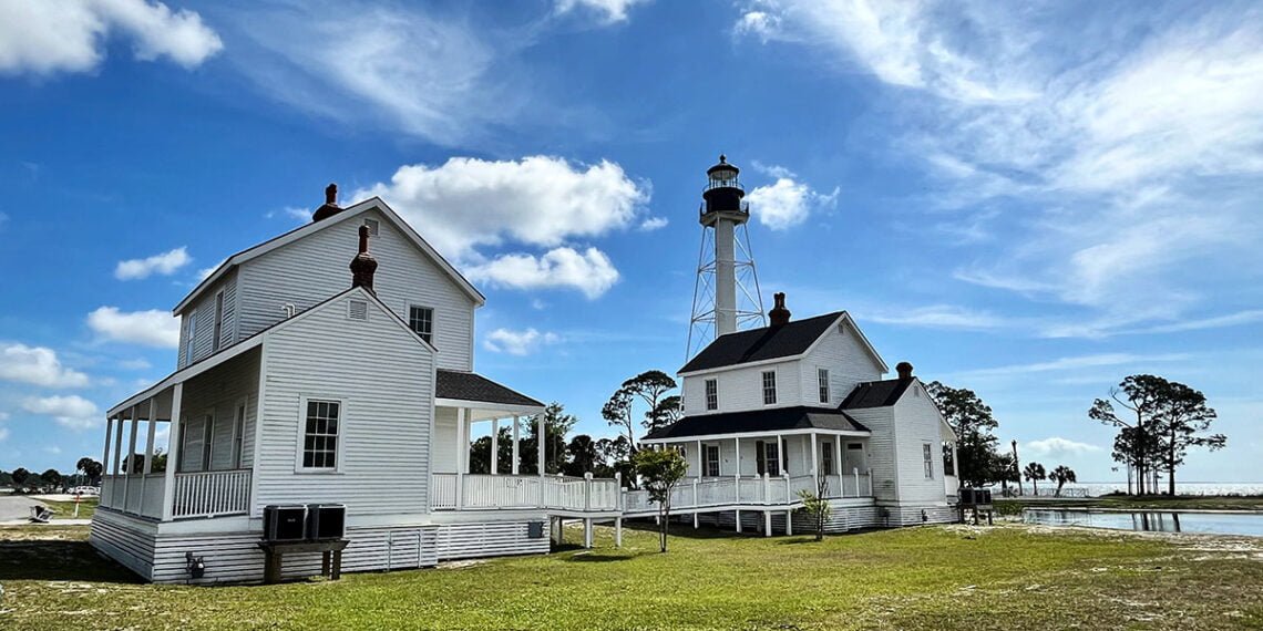 The Cape San Blas Lighthouse and its Keepers' Cottages in Port St. Joe, Florida | atlantaandbeyond.com