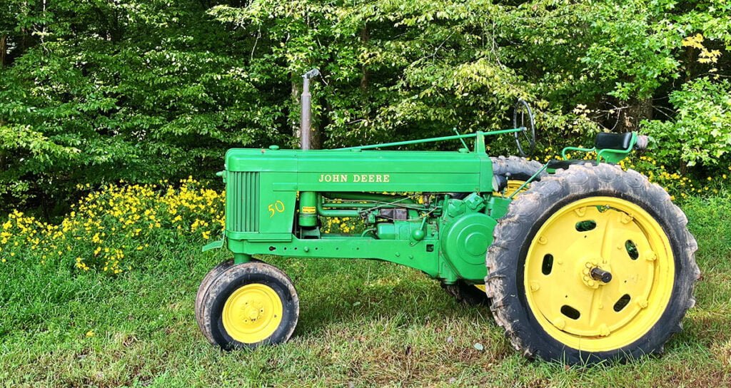 Tractor at Fausett Farms in North Georgia | atlantaandbeyond.com
