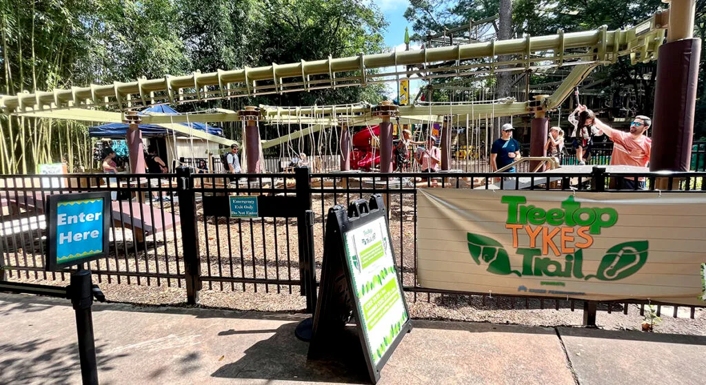 Tree Top Tykes Trail Ropes Course for Young Children at Zoo Atlanta | atlantaandbeyond.com