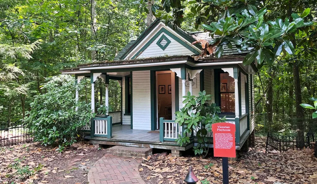 Victorian Playhouse near the Swan House at the Atlanta History Center | atlantaandbeyond.com