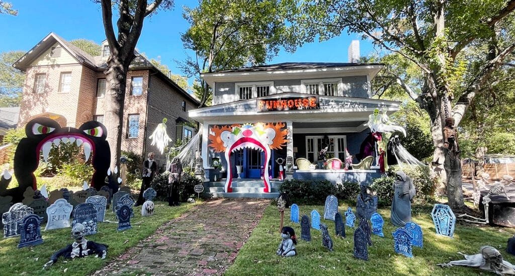 Halloween in Grant Park on Atlanta Ave | atlantaandbeyond.com