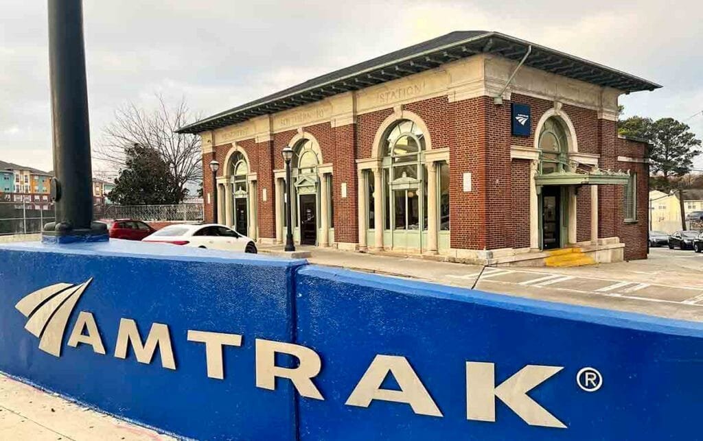 Amtrak at Peachtree Station AKA Brookwood Station in Atlanta's Buckhead | atlantaandbeyond.com