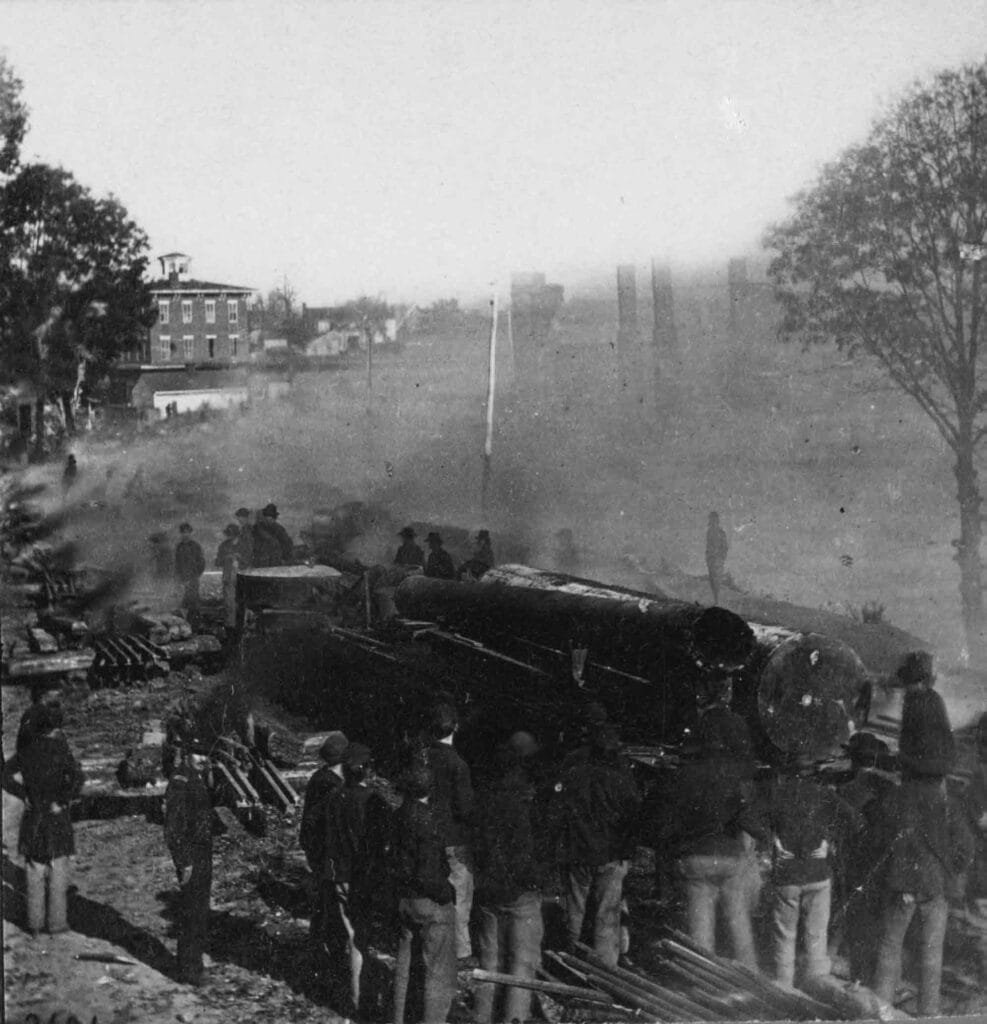 General Sherman's men destroying the railroad before the evacuation of Atlanta courtesy of the US Library of Congress | atlantaandbeyond.com