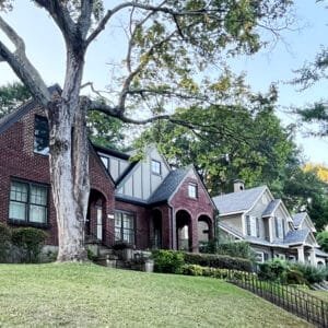 Virginia-Highland neighborhood in Atlanta - one of the Top Atlanta Neighborhoods for Vacation Rentals or Holiday Rentals | atlantaandbeyond.com