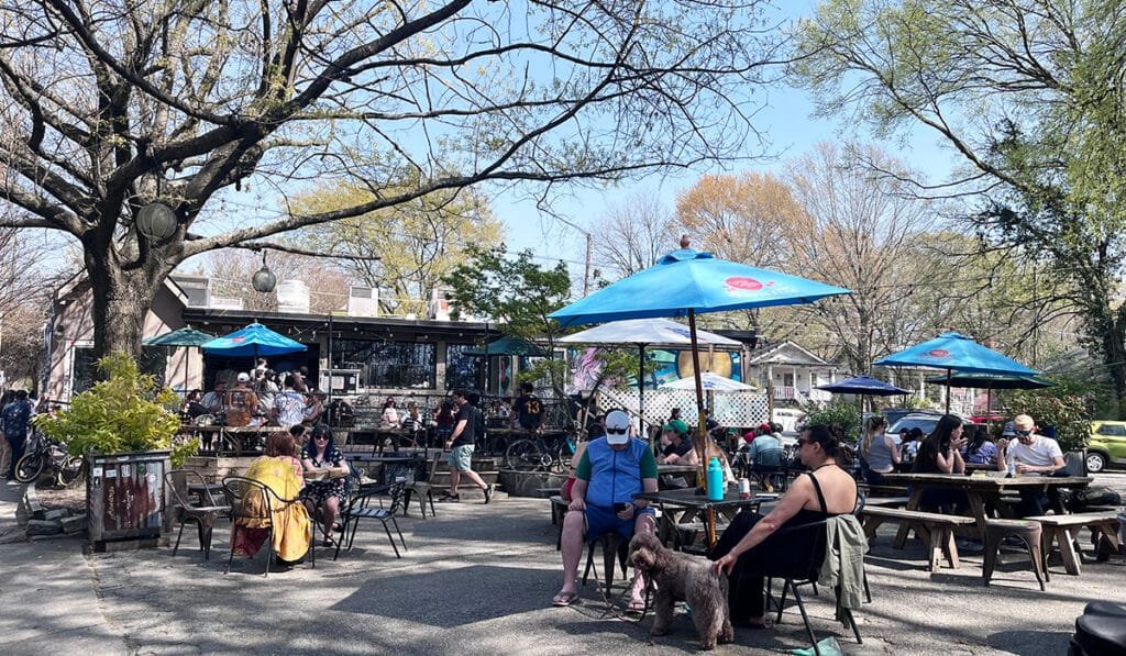 The Patio at 97 Estoria in Atlanta's Cabbagetown neighborhood | atlantaandbeyond.com