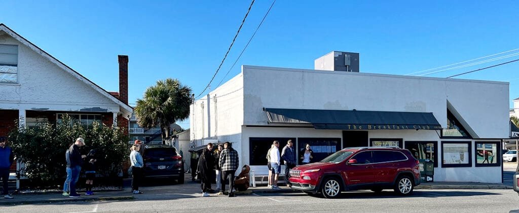 Eating at the Breakfast Club on Tybee Island during our long weekend in Savannah | atlantaandbeyond.com