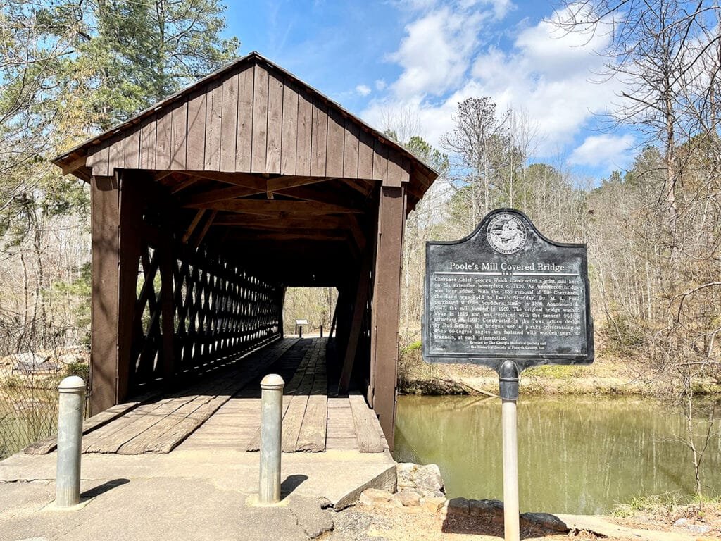 Historic Poole's Mill Covered Bridge spans Settendown Creek in Forsyth County, Georgia | atlantaandbeyond.com