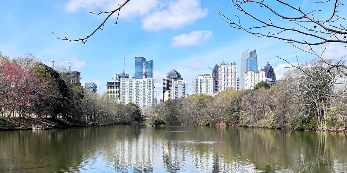The Atlanta skyline from Piedmont Park | atlantaandbeyond.com