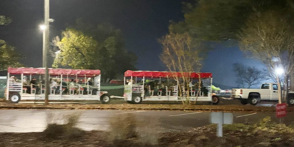 Enjoy Callaway Gardens' Fantasy in Lights aboard the festive Jolly Trolley | atlantaandbeyond.com