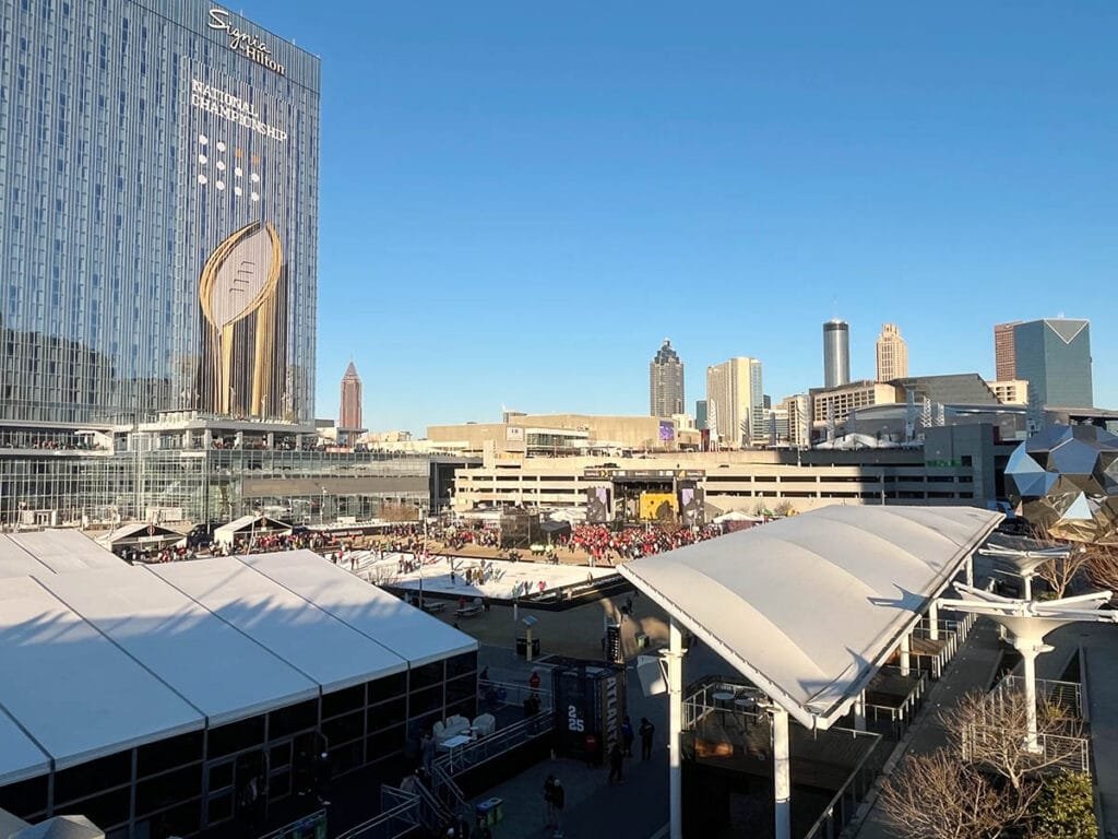 Atlanta's downtown hotels are easily accessible by MARTA and you can walk to the concert or game | atlantaandbeyond.com