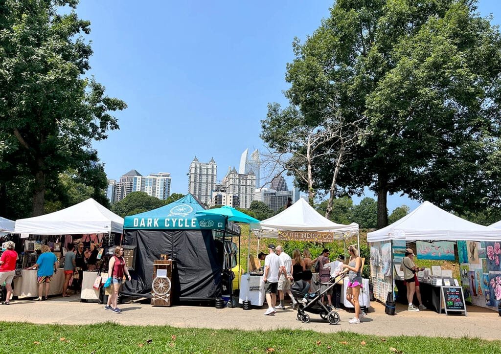 The Piedmont Park Arts Festival in Midtown Atlanta | atlantaandbeyond.com