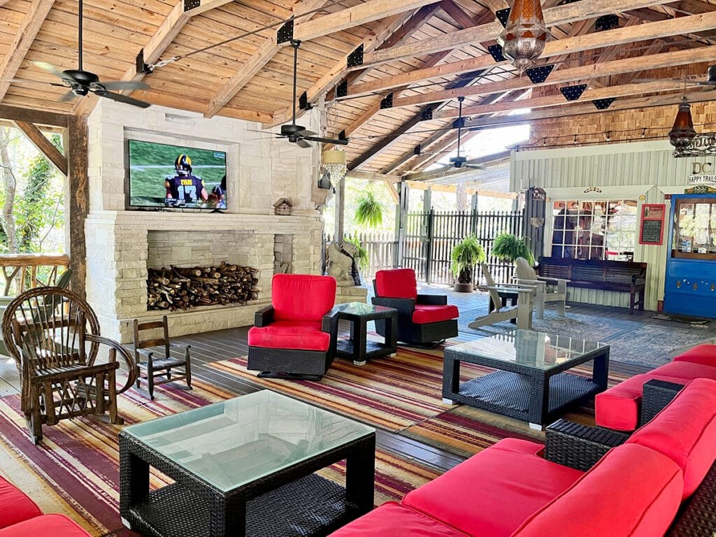 The comfortable porch at Dismals Canyon's Country Store in Alabama | atlantaandbeyond.com