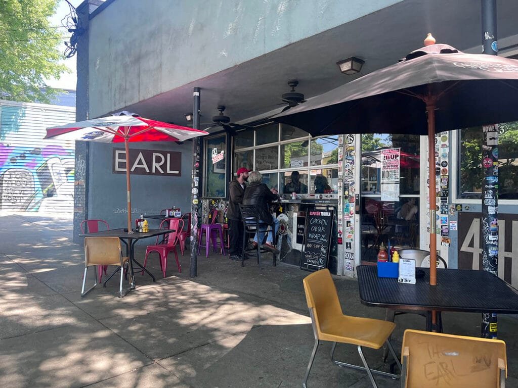 The EARL in East Atlanta Village | atlantaandbeyond.com