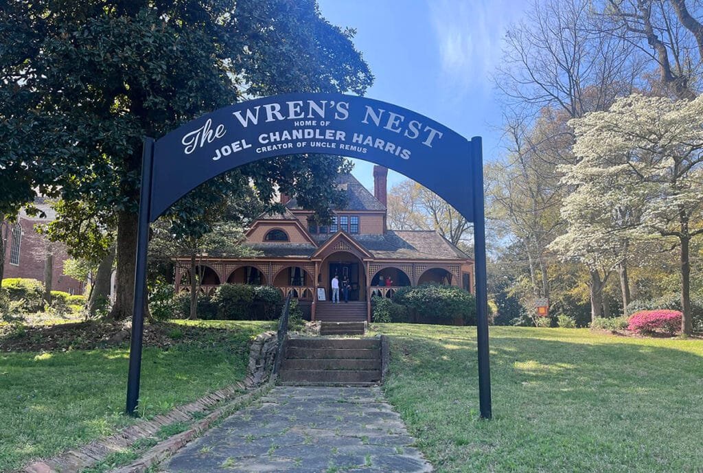 Under Mrs. Harris’s direction, the house was renovated and updating into the Queen Anne Victorian-style | atlantaandbeyond.com