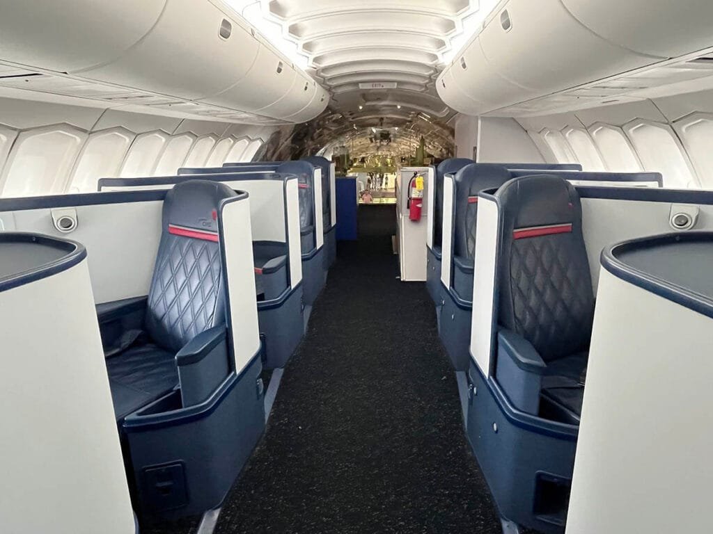 Delta's Famous Business Elite on the 747 Experience | atlantaandbeyond.com