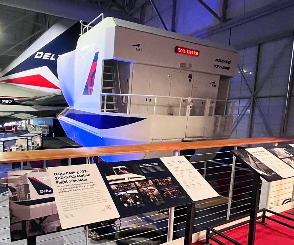 Flight Simulator at the Delta Museum | atlantaandbeyond.com